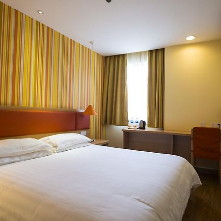 Home Inn Tianjin Weijin Road Tianjin University Exterior foto