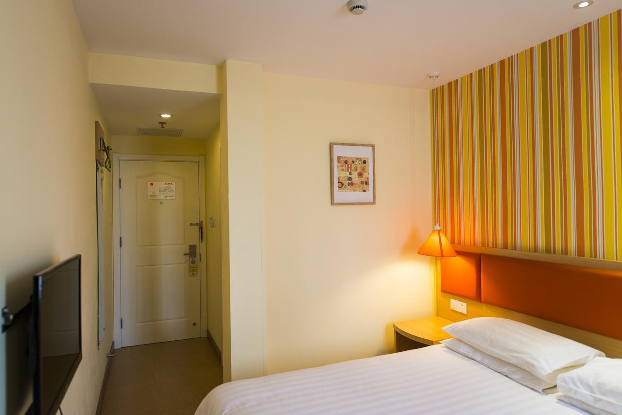 Home Inn Tianjin Weijin Road Tianjin University Exterior foto